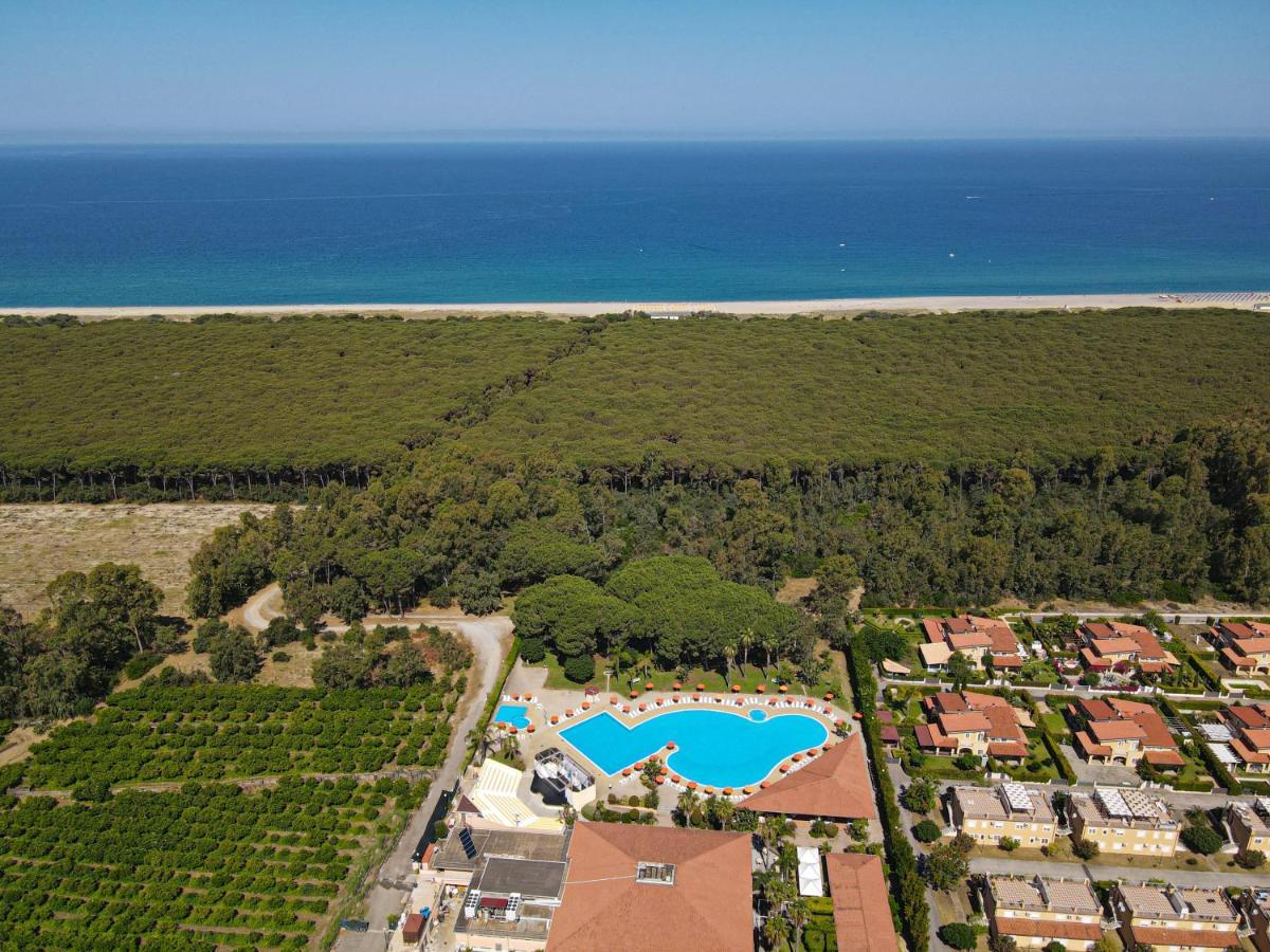 Hotel Futura Club La Praya à Pizzo  Extérieur photo