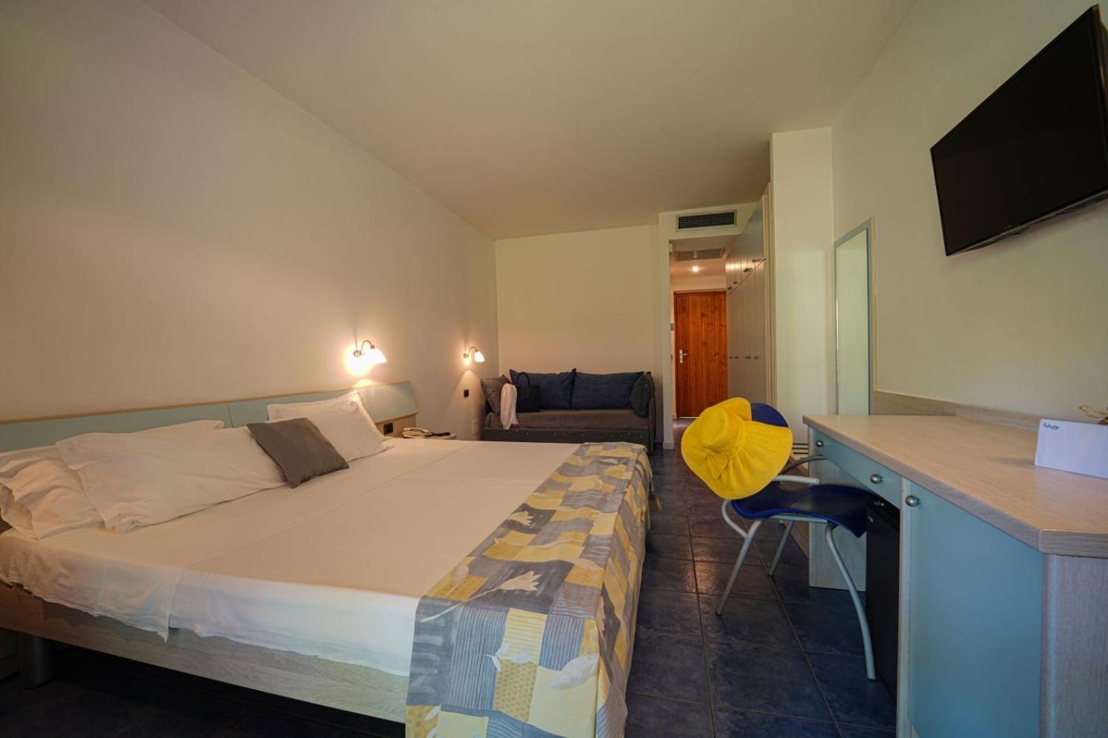 Hotel Futura Club La Praya à Pizzo  Extérieur photo