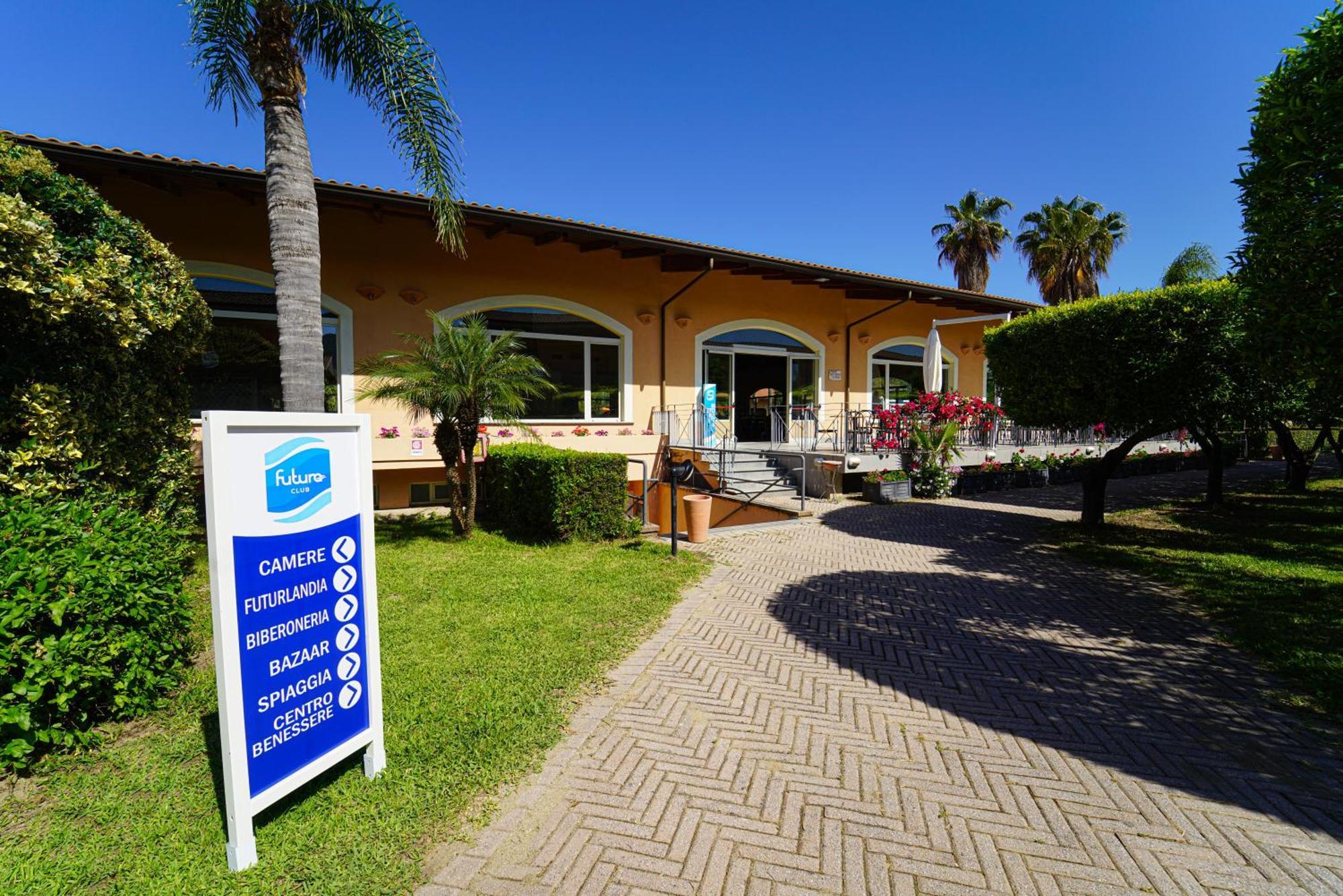 Hotel Futura Club La Praya à Pizzo  Extérieur photo